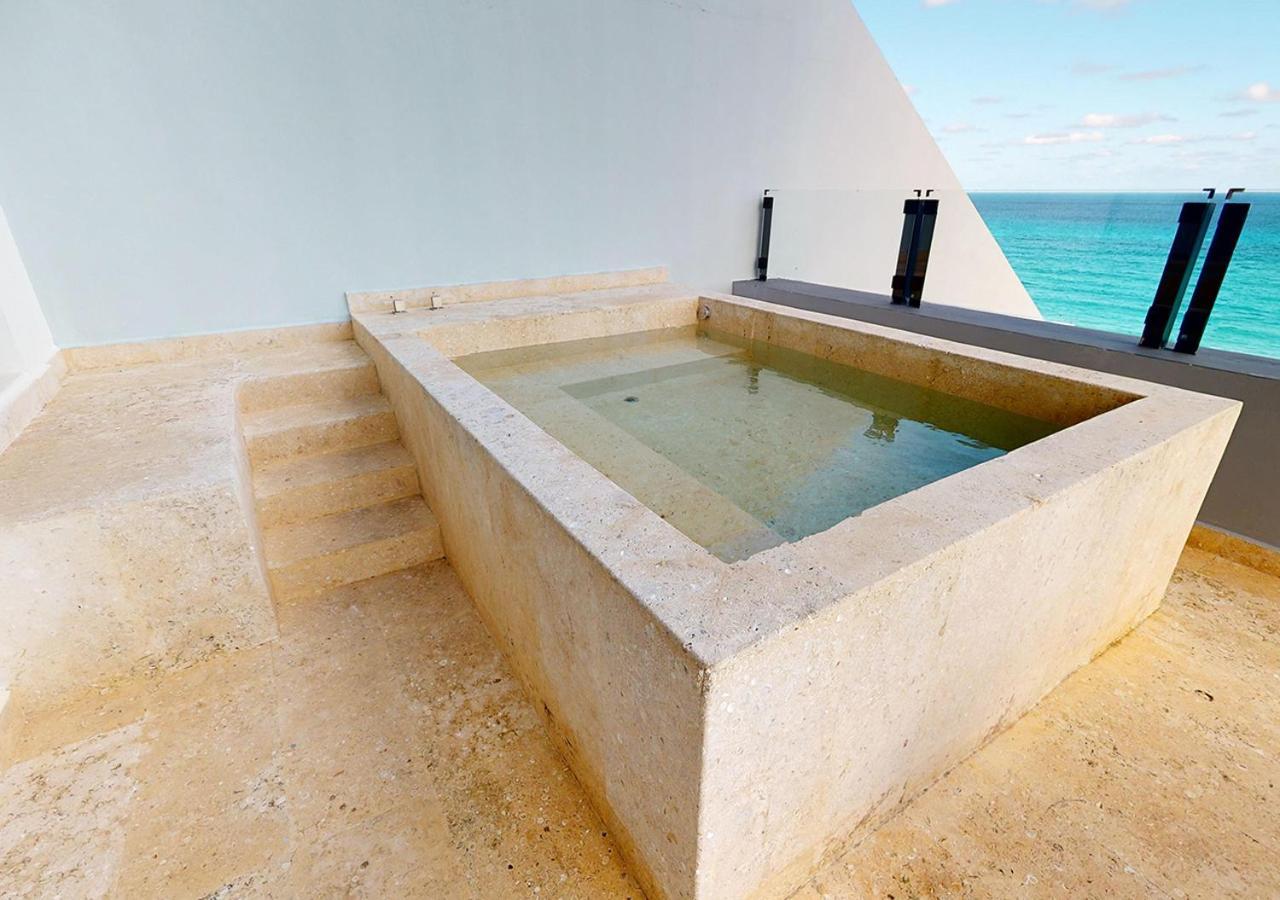 Family Suite Terrace Ocean Front